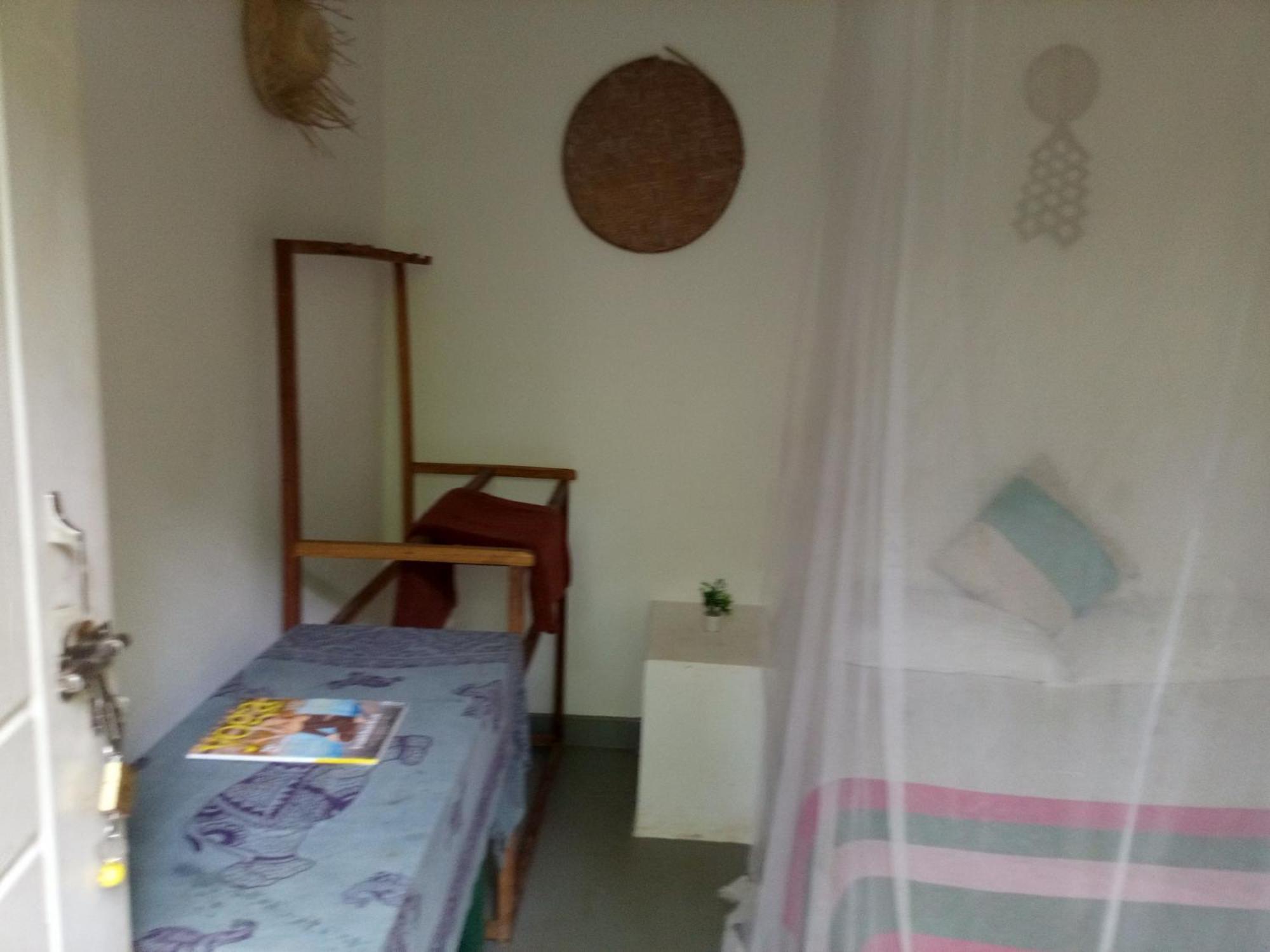 Hiriketiya Mahi Surf Apartment Dickwella Room photo